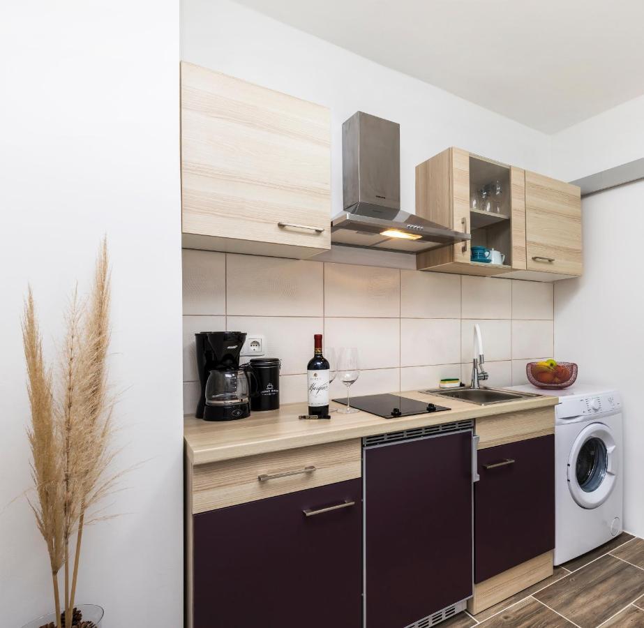 Studio Apartment Pinetree - Mali Lošinj Buitenkant foto